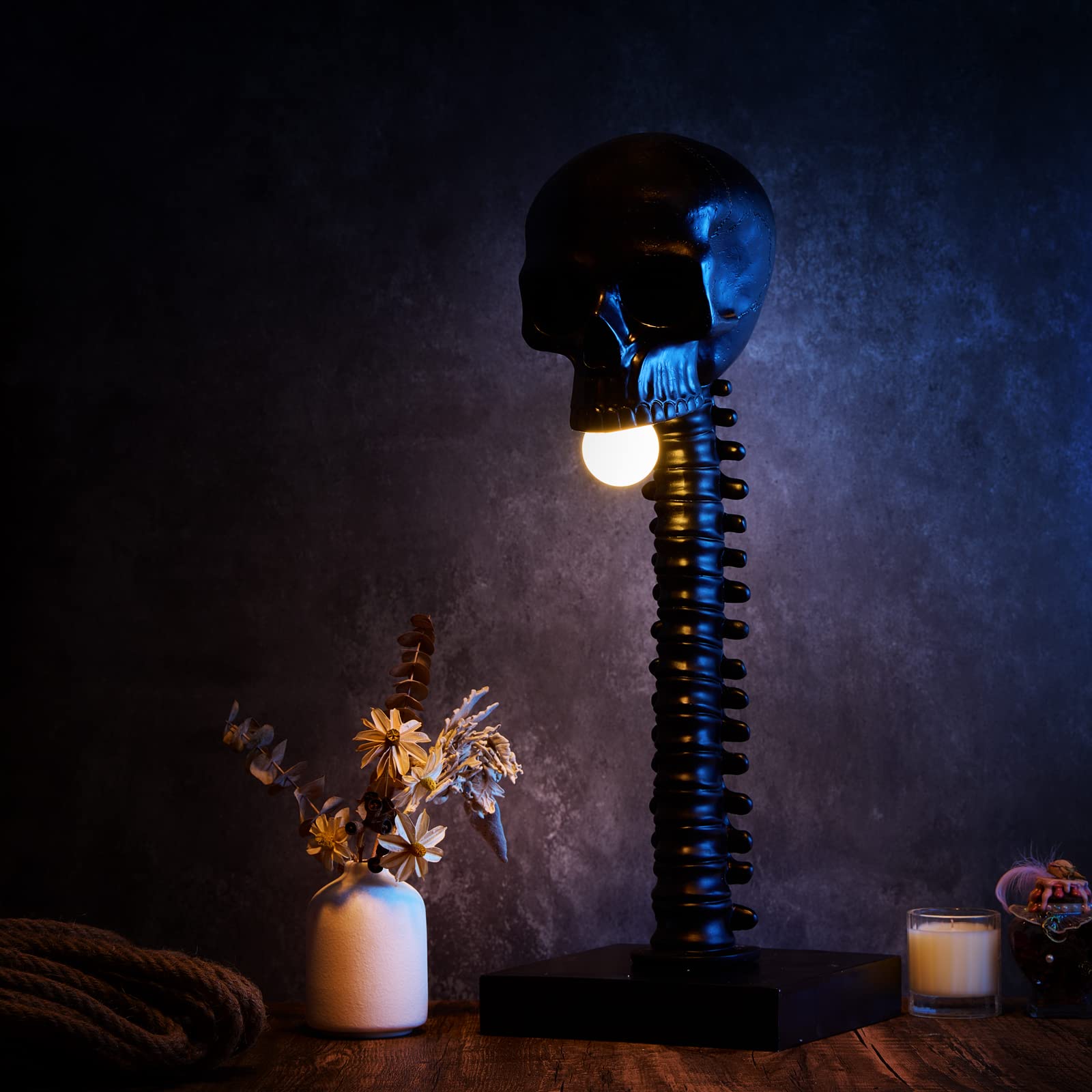 GUTE Skeleton Skull Lamp with Wings 25